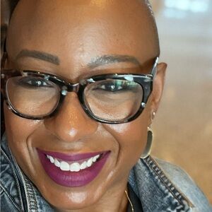 Meet your Posher, Nikki